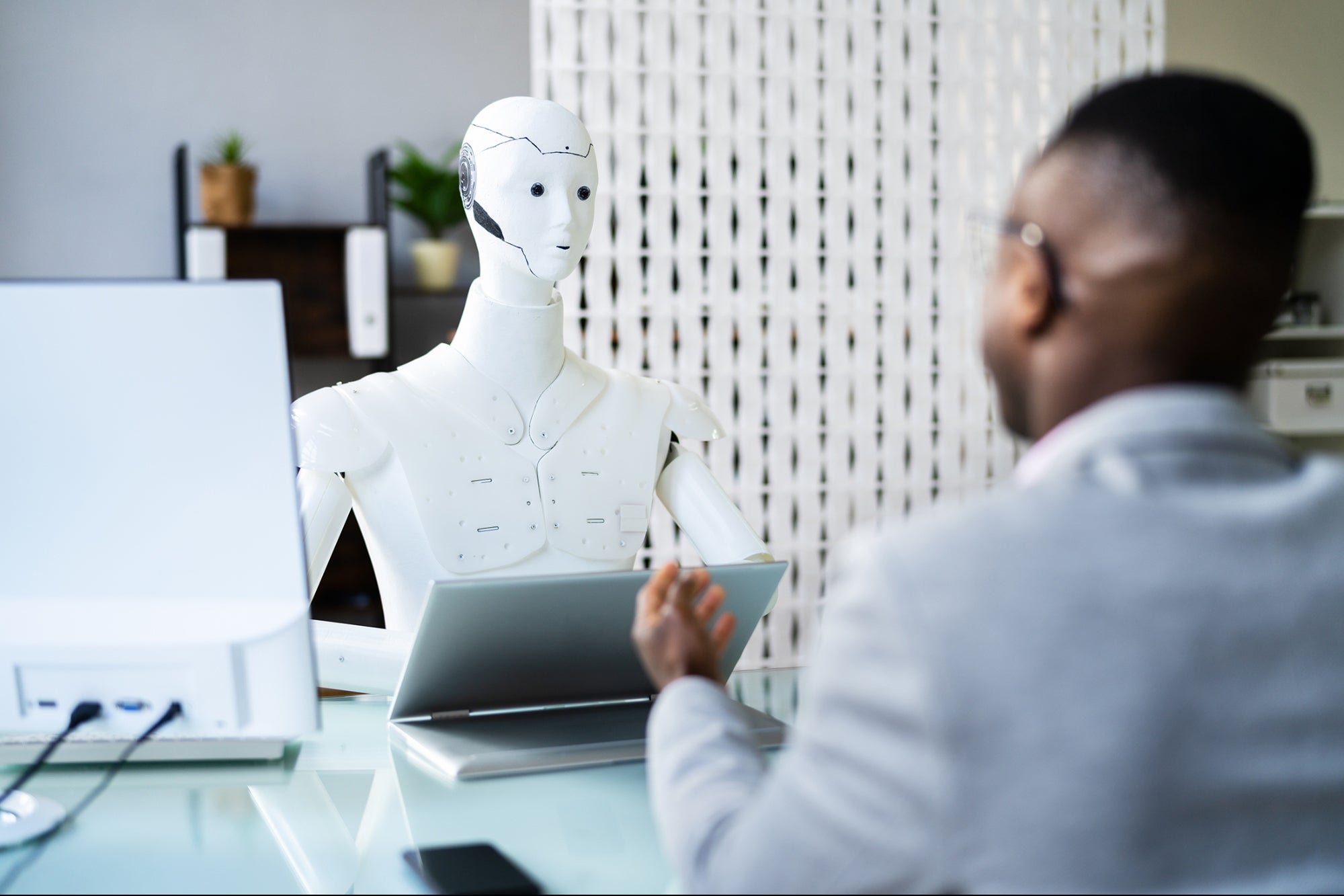 AI trong Tuyển Dụng và Quản Lý Nhân Sự: Chuyển Đổi HR Hiện Đại